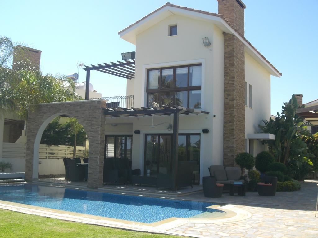 Ionion Beachfront Villa Ayia Napa Cameră foto